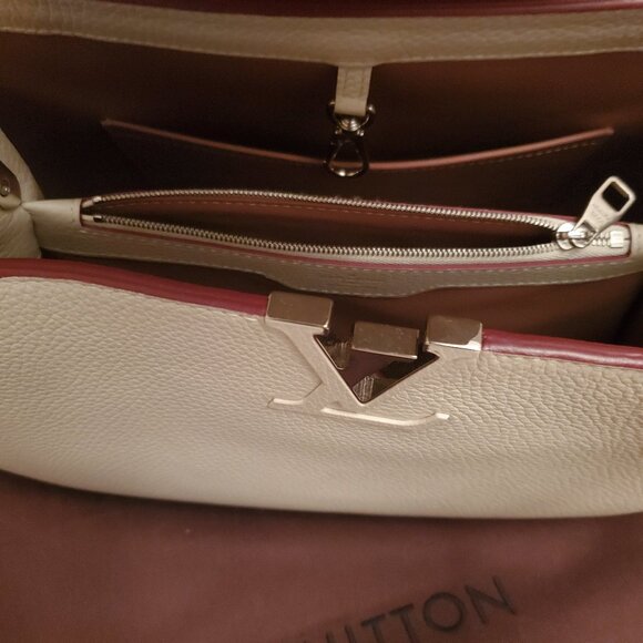 Louis Vuitton Capucines MM Bag, Light Cream/ Ivory, NEW - Picture 3 of 7
